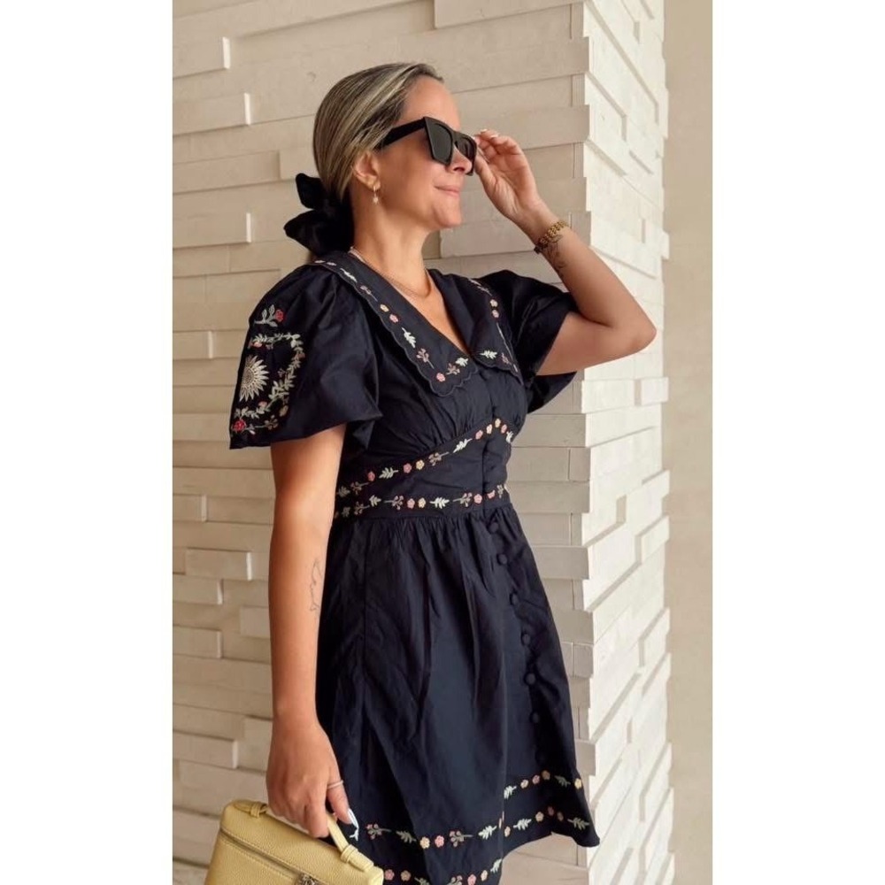 Caroline Constas Black Embroidered Floral Puff Sleeve Mini Dress NWT Size 4